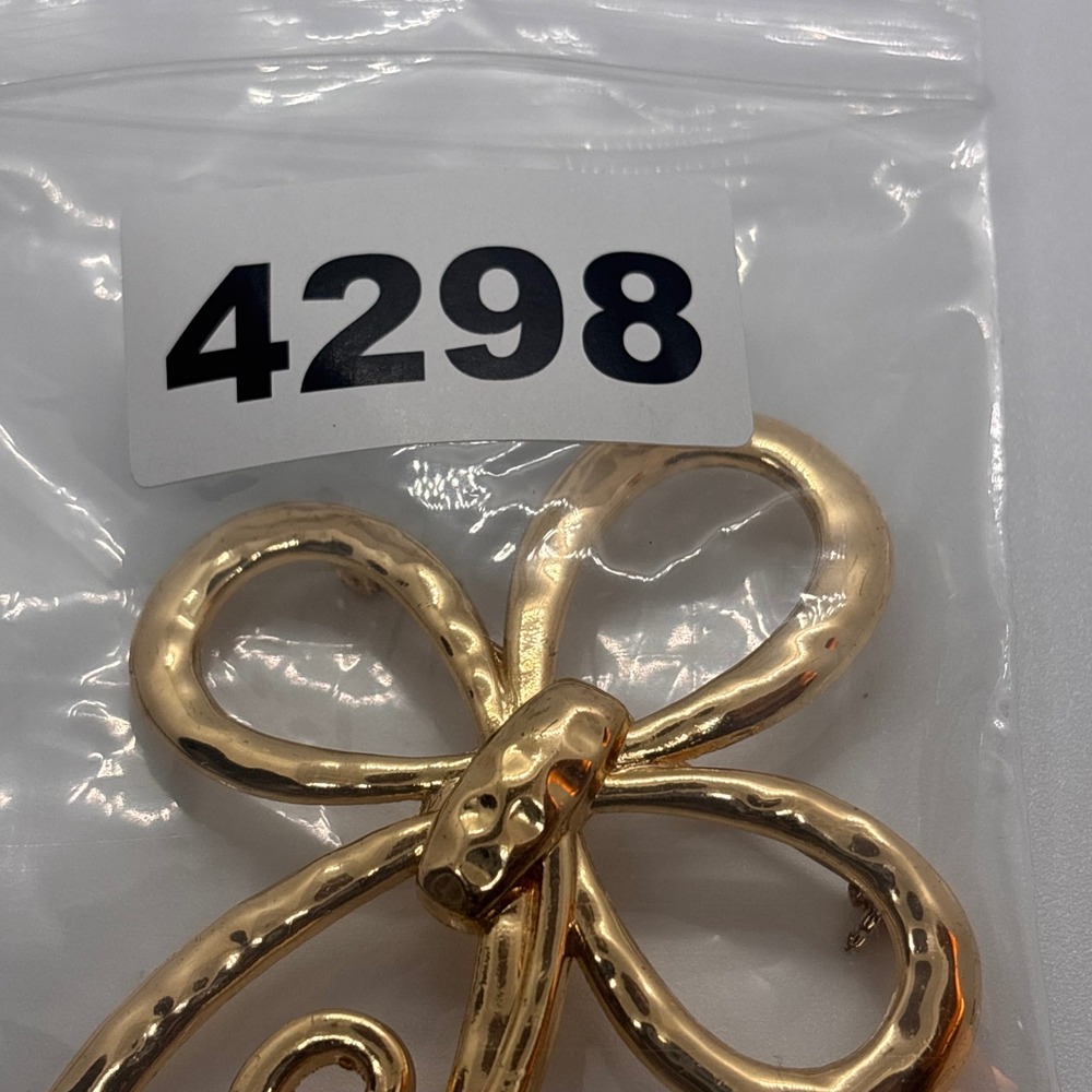 Vintage Gold Tone Cross Brooch Large Sculptural Ribbon Designer Pin - Picture 9 of 9